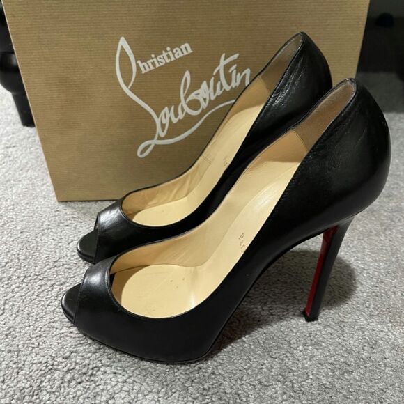 Christian Louboutin New Very Privé 120 mm Platform pumps - Patent calf leather -